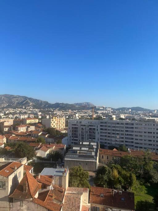 Charmant Type 2 Au Coeur De La Ville Marseille Exterior photo